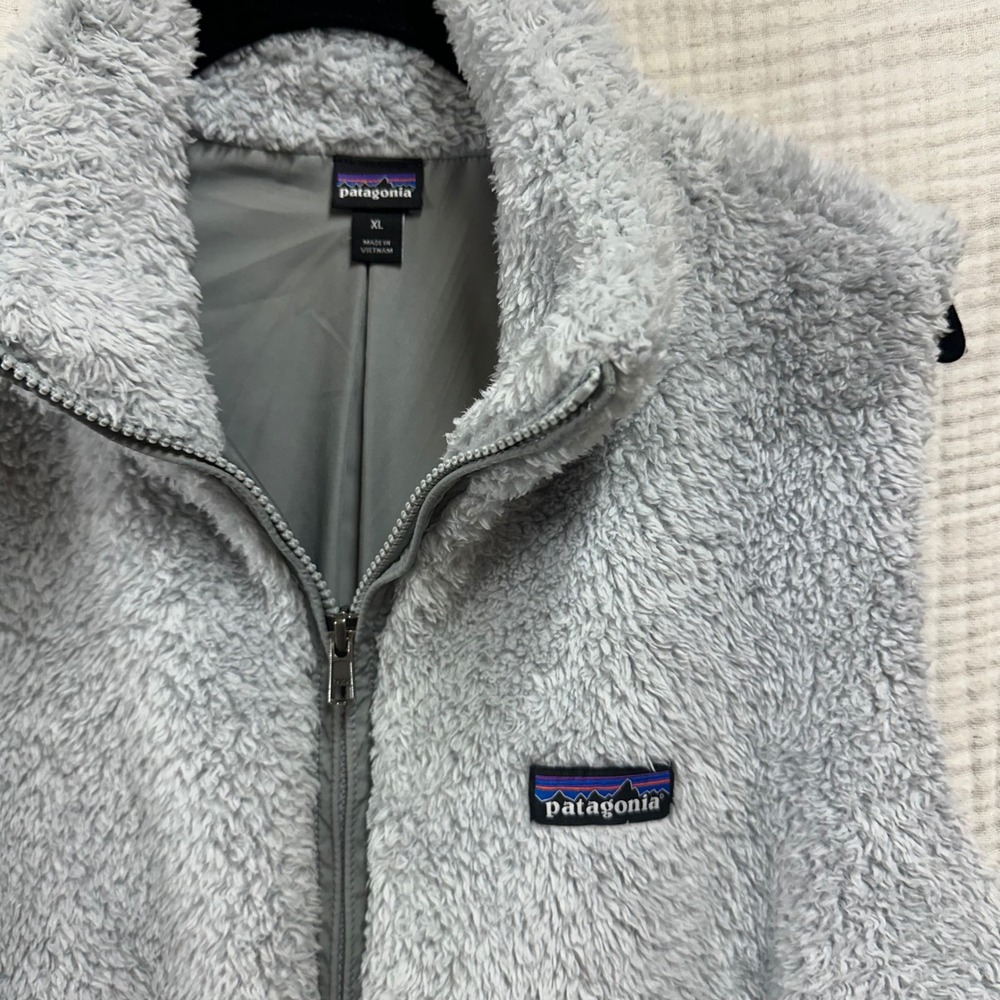 Patagonia Los Gatos Fleece Vest Womens XL Gray Full Zip Soft Warm Fuzzy - Picture 2 of 6